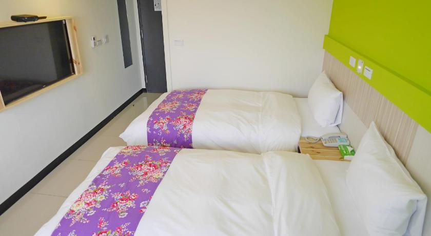 Image of Quad (2 Double Beds) 10