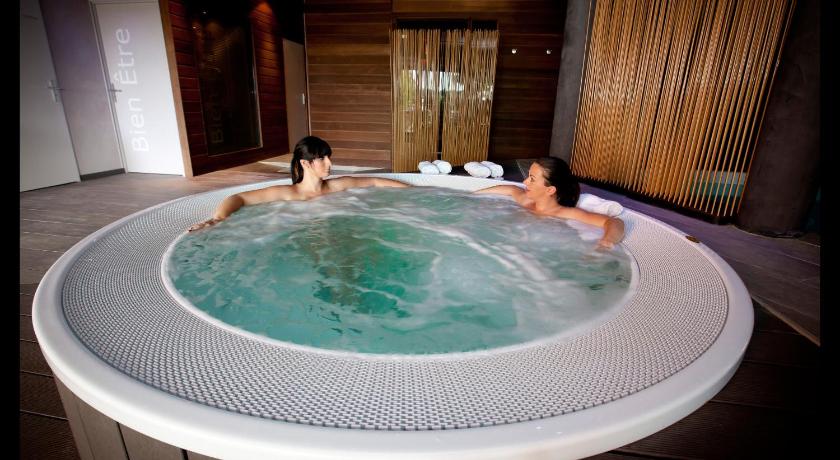 エピナル Best Western Plus La Fayette Hotel et SPA 4つ星 ホテル レストラン