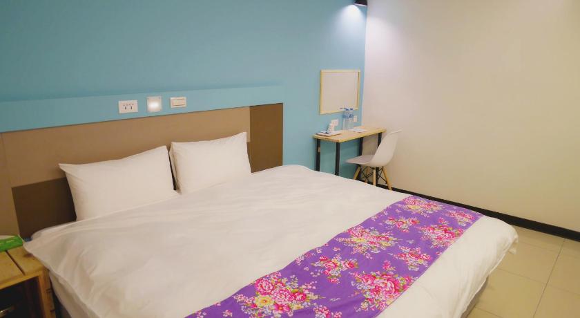 Image of Single Room 0
