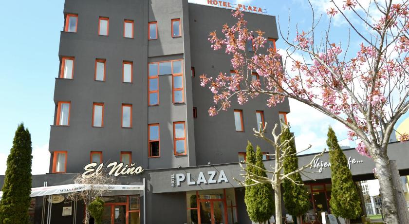 Hotel Plaza — Hotel in Mlada Boleslav