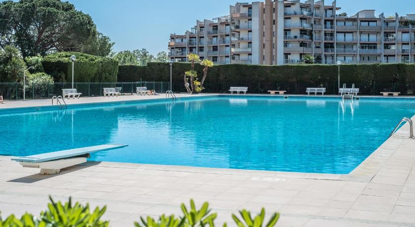 Appart Hotel Mandelieu photo