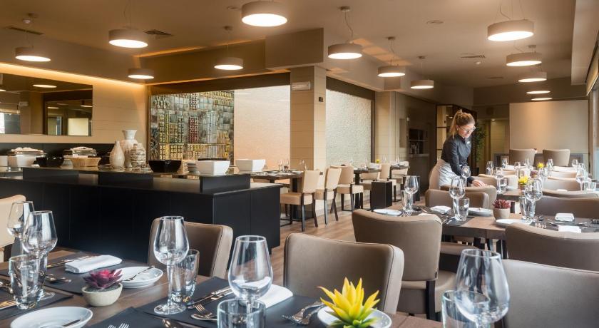 Hotel Dom Henrique - Downtown - 30