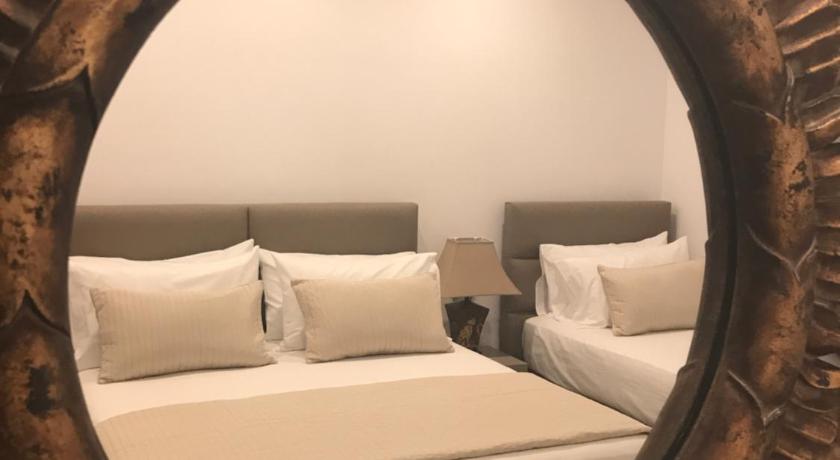 Golden View Residence photo