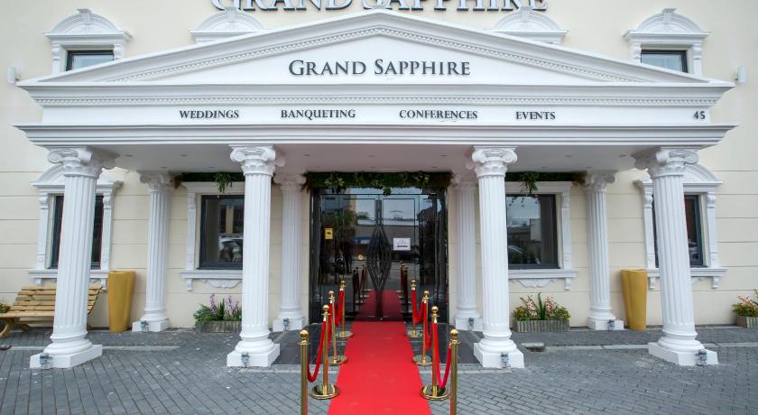 Grand Sapphire Hotel & Banqueting