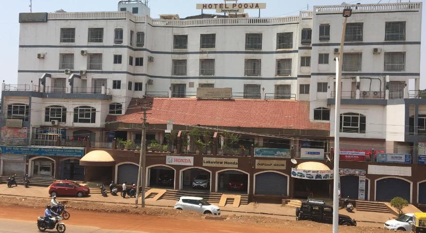 Hotel Pooja International photo
