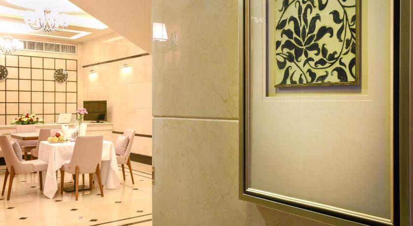 Fiori Hotel Suites photo