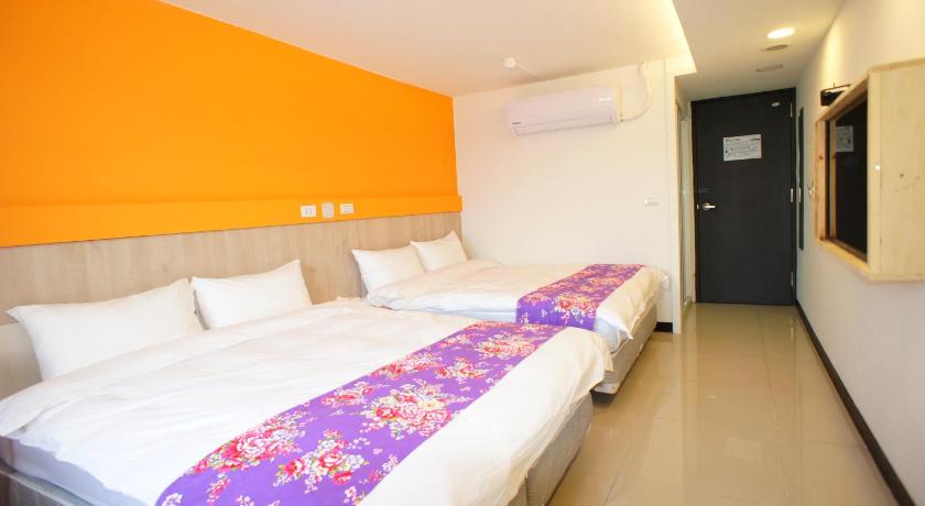 Image of Quad (2 Double Beds) 5