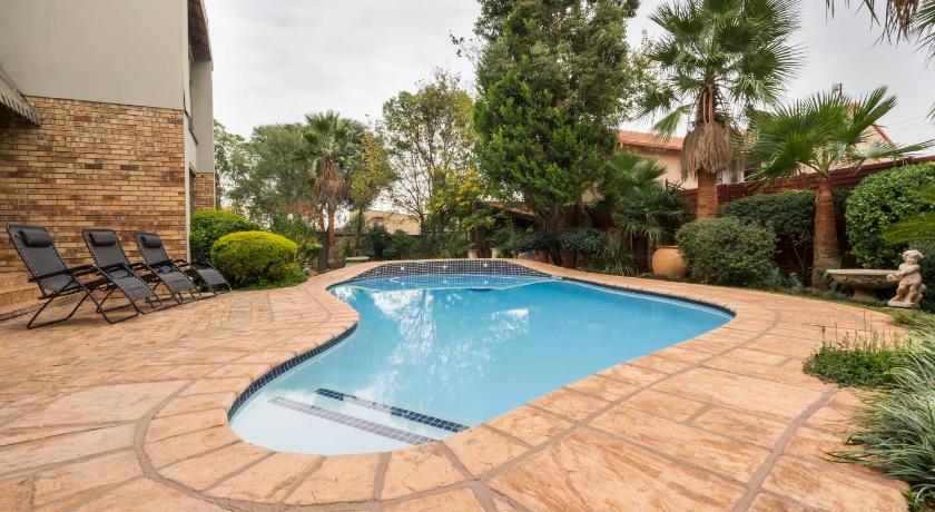 Sunset Manor Guest House photo