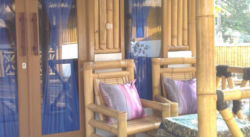 Tua Tua Keladi Bungalows photo