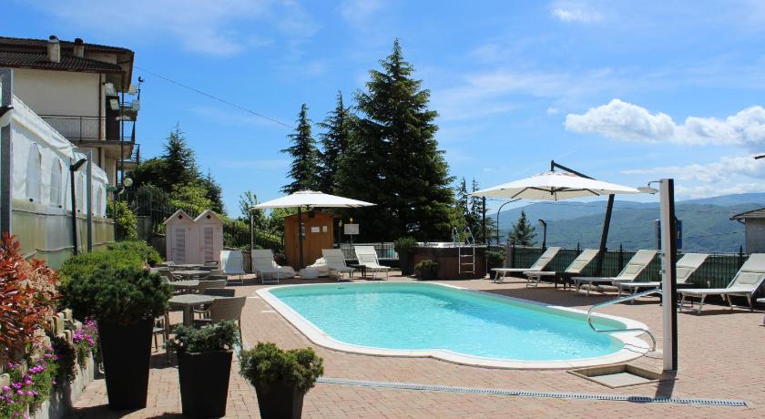 Albergo Ristorante Miramonti Toano