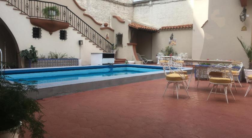 Peatonal Colonial — Hotel in Mendoza