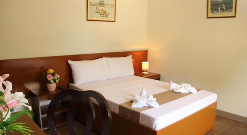 Image of Deluxe Room Non-Smoking 0