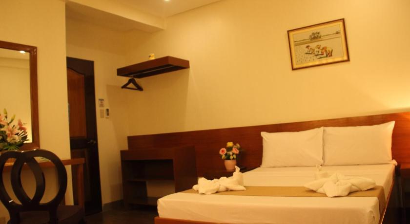 Image of Deluxe Room Non-Smoking 2