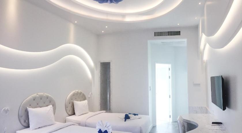 Image of Deluxe Twin Room 6