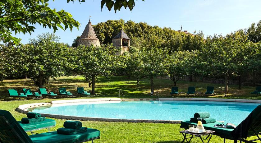 Chateau de Bagnols photo