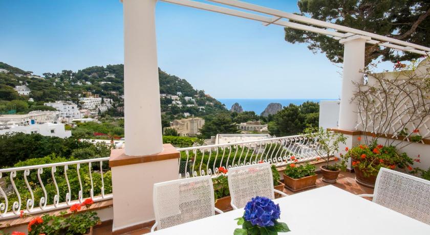 Carthusia Suites — Hotel in Capri