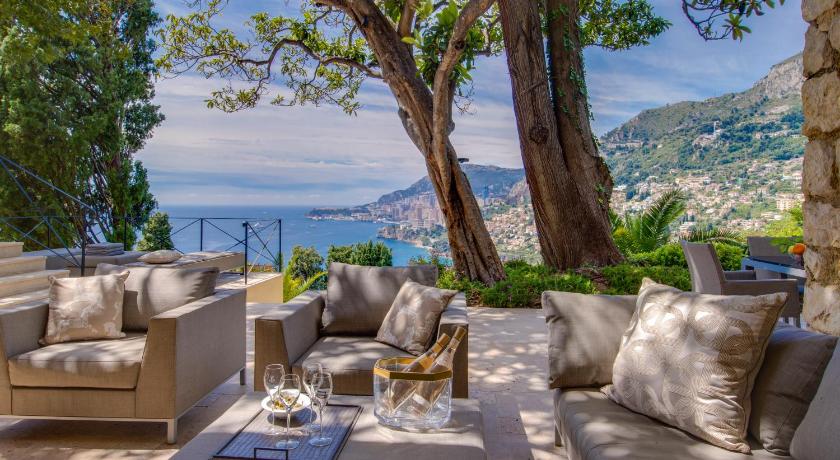 Image of Villa with Sea View 7