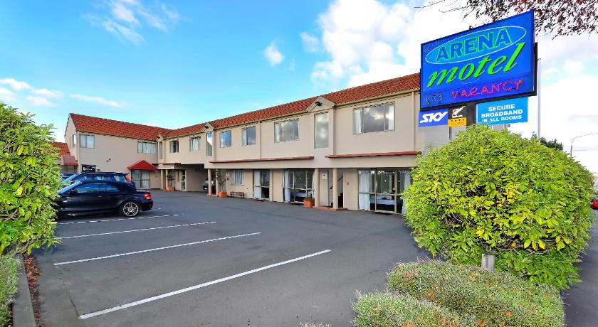 Arena Motel photo