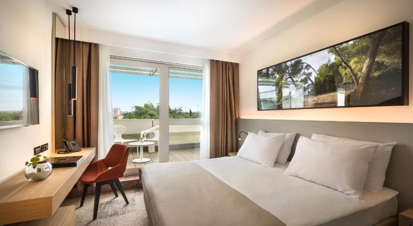 Image of Standard Double Room 0