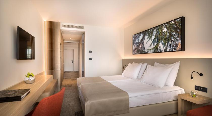 Image of Junior Suite 4