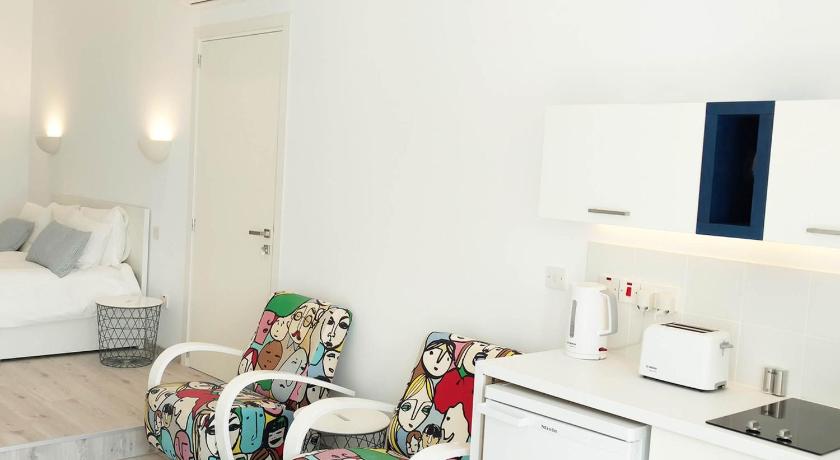 Olosuites photo