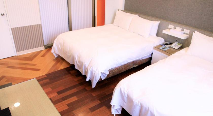Image of Family Rooms 10