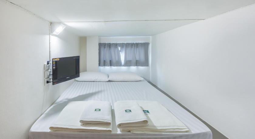 Image of Double Capsule 10