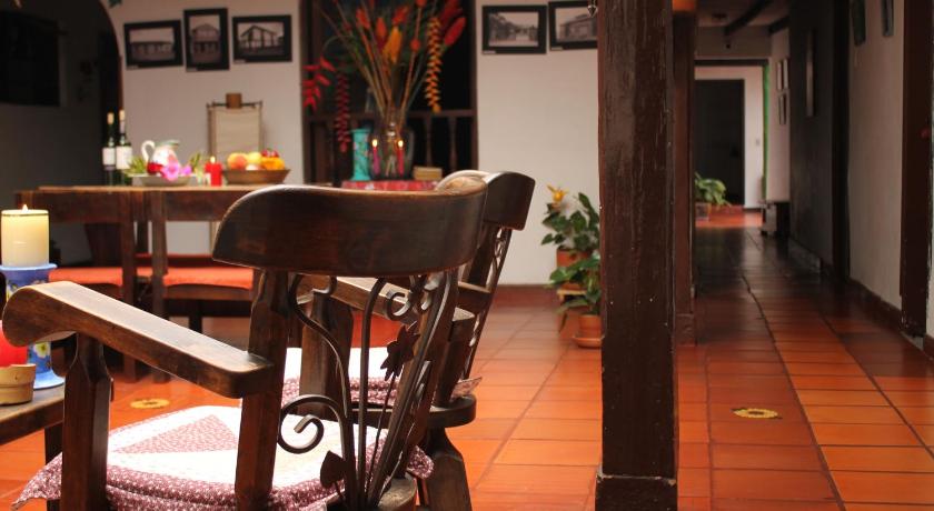 塔维奥 Hospedaje La Casona 3星级 酒店 泳池