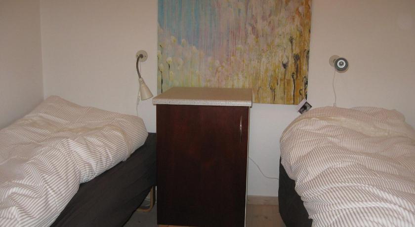 Image of Standard One-Bedroom Apartment (2 Adults) 4