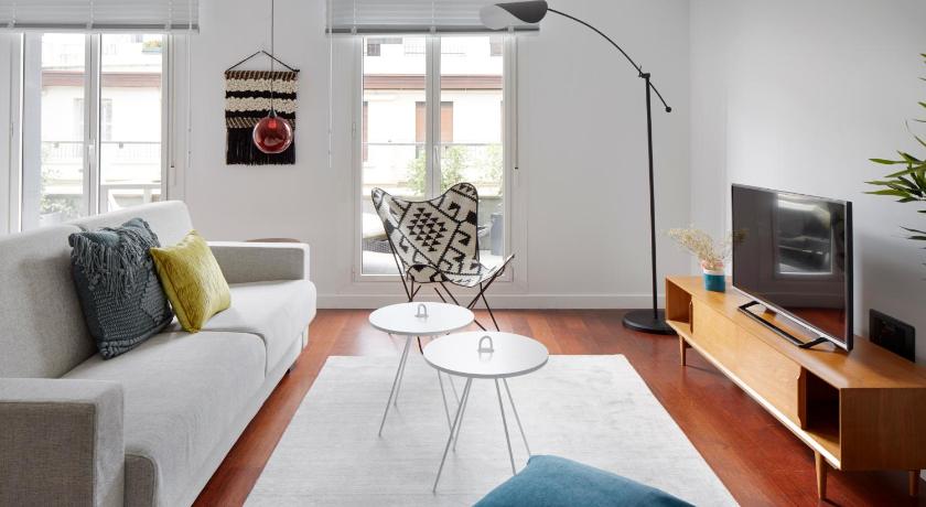 Basque Terrace by FeelFree Rentals photo