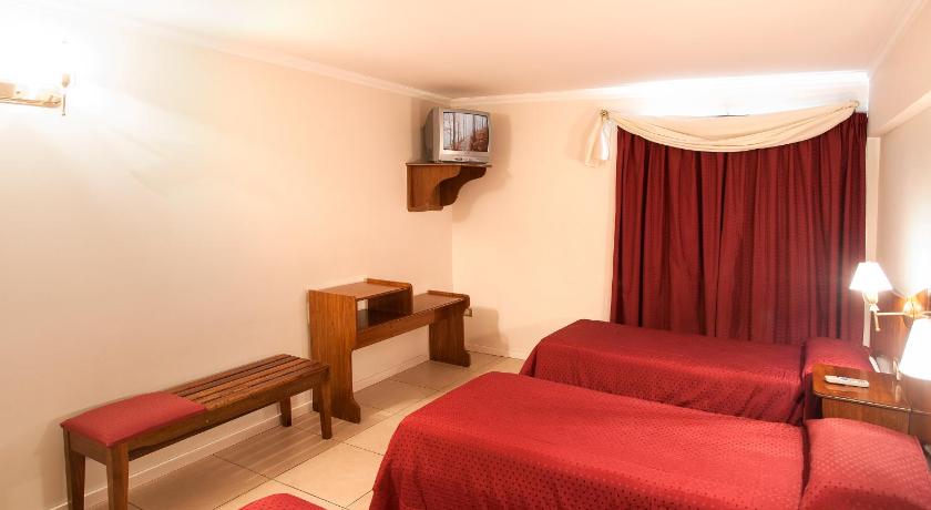 Image of Triple Room 6