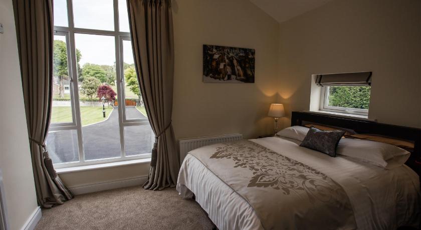 Tullyglass House Hotel photo