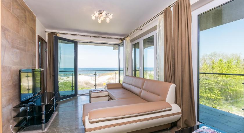 Apartamenty Amon z widokiem na morze — Hotel in Darlowo