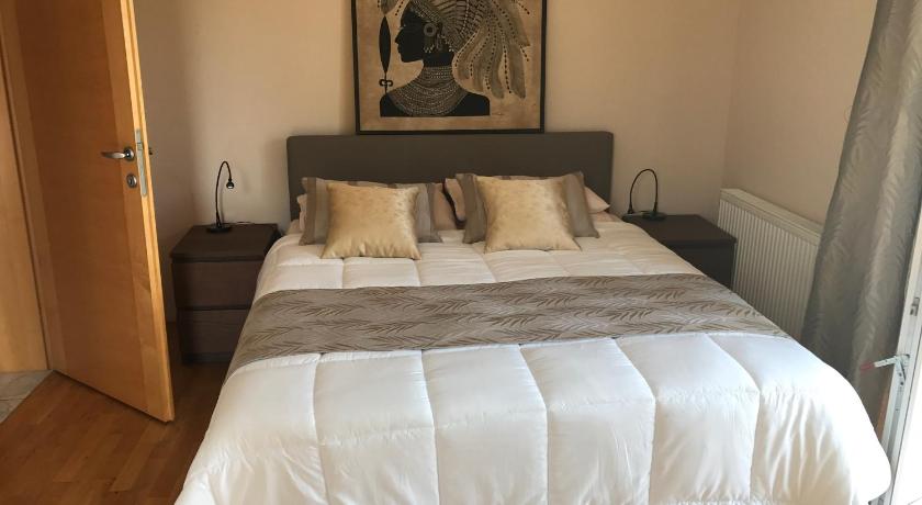 Linden Garden Apartment photo