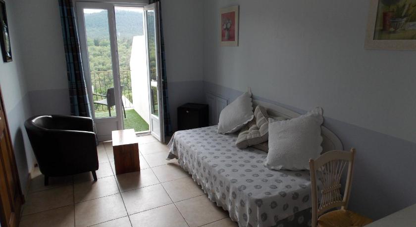 Image of Suite with Terrace 3