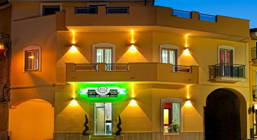 B&B 21-12