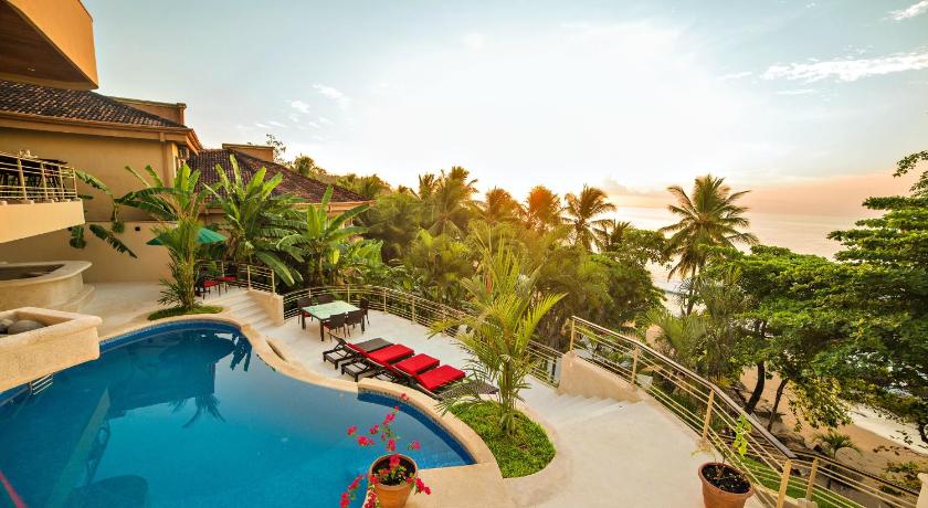 Residencia Pacifico — Hotel in Tambor