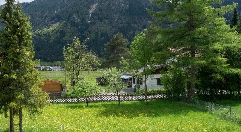 Villa Alpenpanorama photo