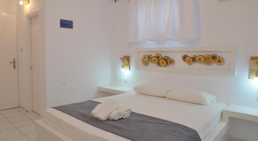 Hotel Apartments Giannis photo