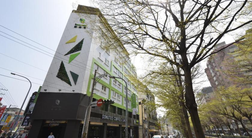 Green Hotel Fengjia Prices Photos Reviews Address Taiwan - 