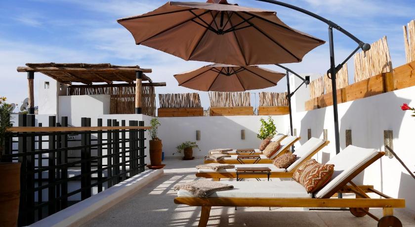 Riad Zebrakaro — Hotel in Marrakech