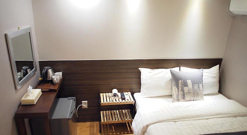 서울 호텔 파크 힐 명동 (Hotel Park Hill Myeongdong) 3성급 호텔 레스토랑