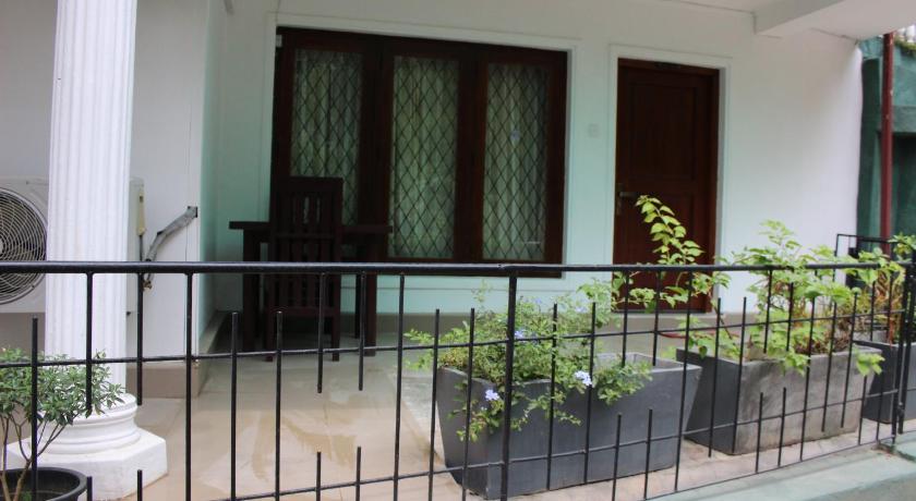 Kandy Waters Hotel photo