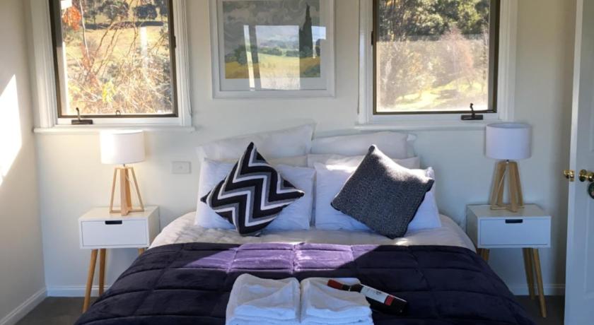 Image of Deluxe Queen Room 2