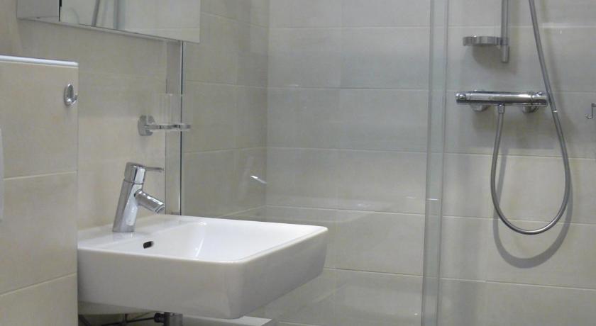 Image of Studio Apartment 6