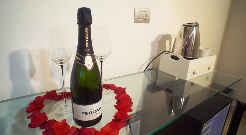 ローマ San Pietro Grand Suite 4つ星 ホテル プール