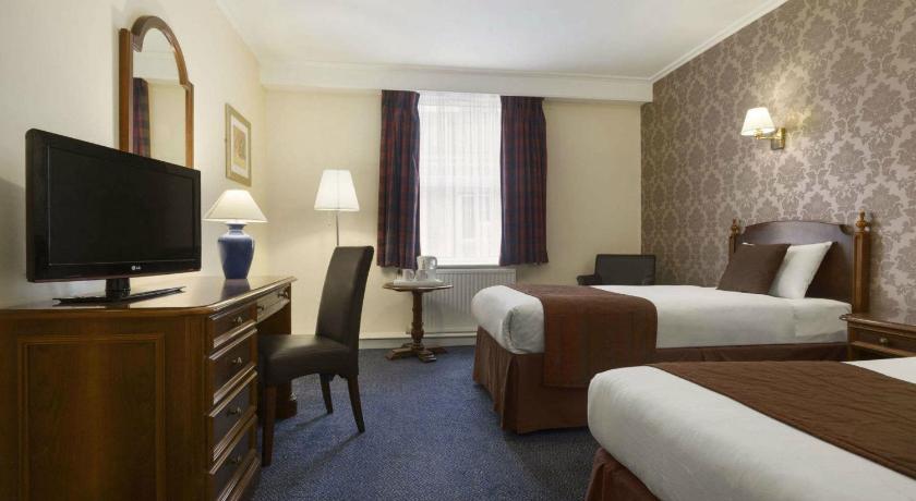 Ramada by Wyndham Crawley Gatwick