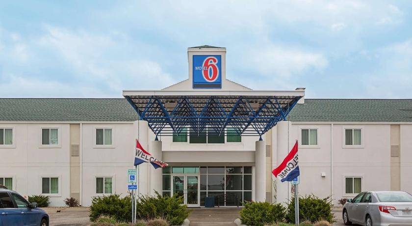 Motel 6-Grand Island, NE