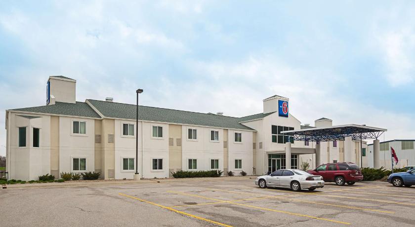 Motel 6-Grand Island, NE