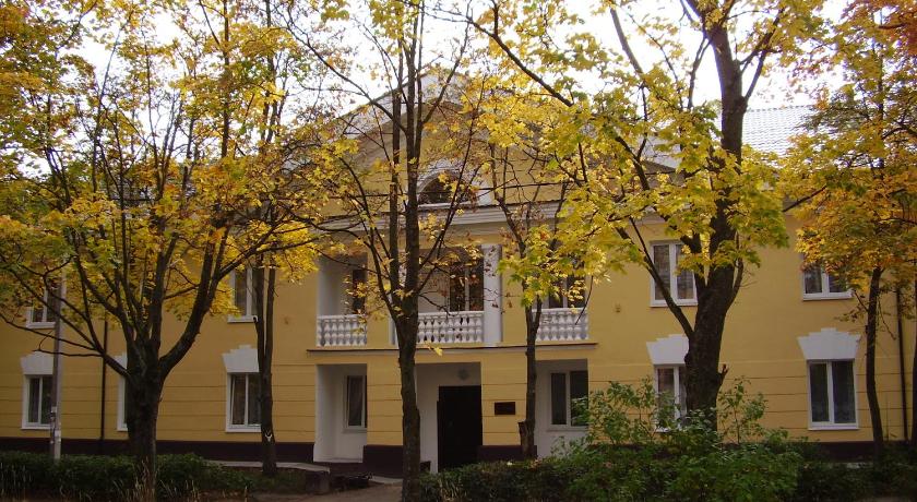 Hotel Kuzmolovo — Hotel in Kuyalovo